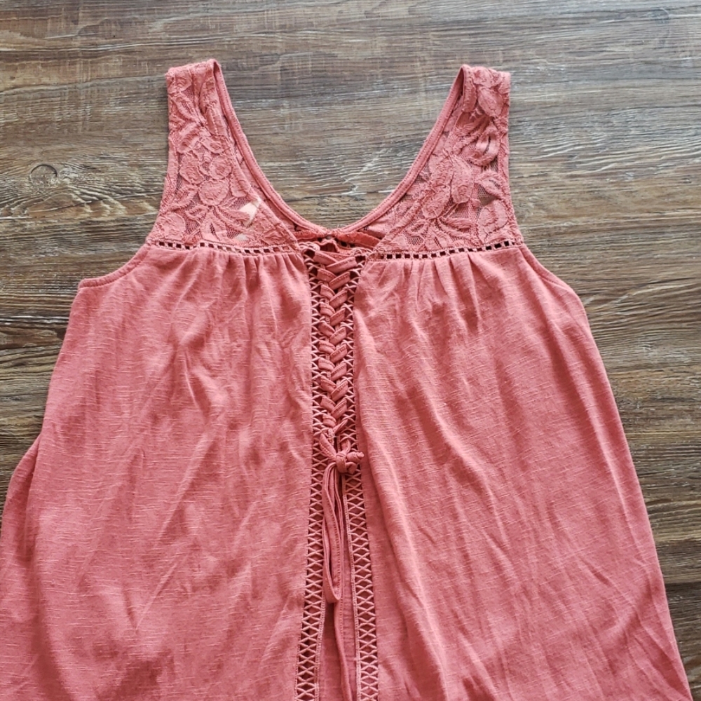 Tank top - Picture 2 of 3
